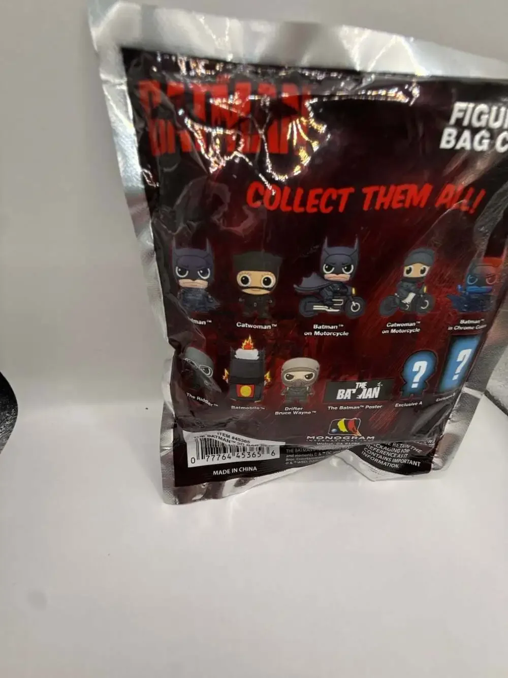 Monogram The Batman Movie 3D Foam Figural Bag Clip Mystery Blind Bag